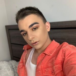 Meet your Posher, Dante